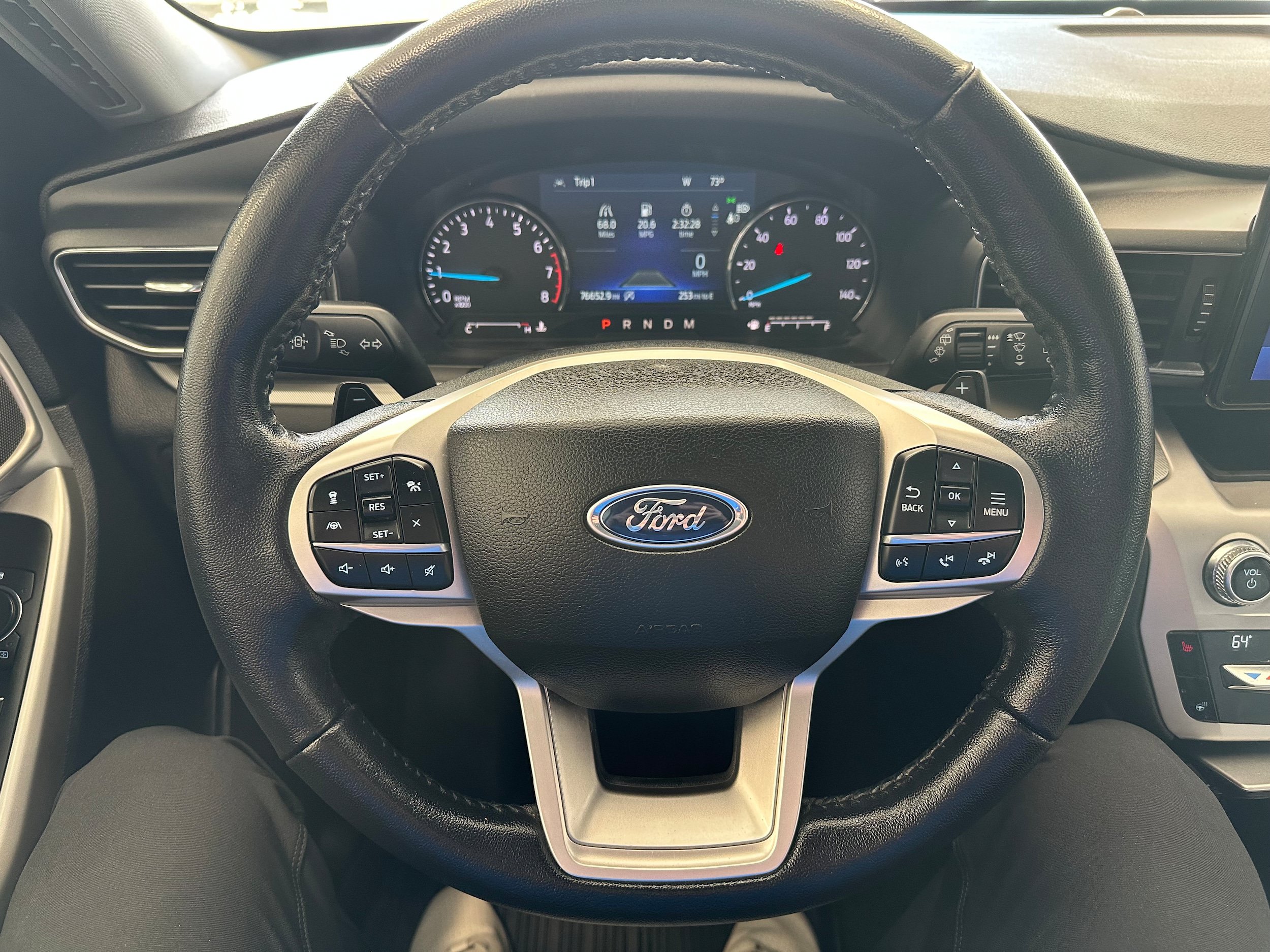Used 2021 Ford Explorer XLT w/ Equipment Group 202A AWD/4WD image 23
