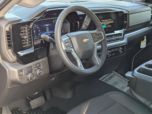 New 2025 Chevrolet Silverado 1500 LT image 3