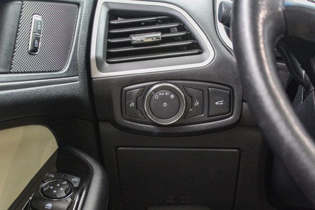 Used 2018 Ford Edge SEL w/ Equipment Group 201A AWD/4WD image 23
