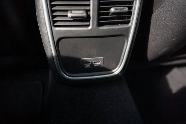 Used 2023 Dodge Charger Scat Pack w/ Plus Group RWD image 17