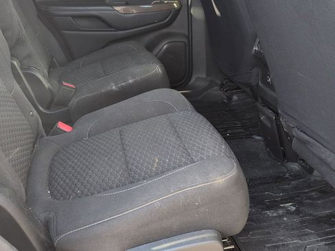 Used 2019 GMC Acadia SLE w/ Driver Alert Package I image 7