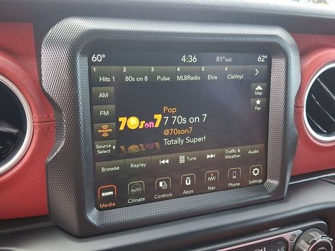 Used 2023 Jeep Wrangler Unlimited Rubicon 4xe AWD/4WD image 19