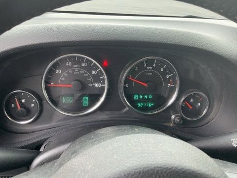 Used 2017 Jeep Wrangler Unlimited Sport w/ Connectivity Group image 15