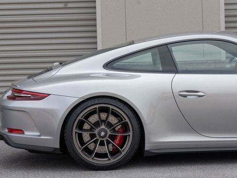 Used 2018 Porsche 911 GT3 RWD image 39