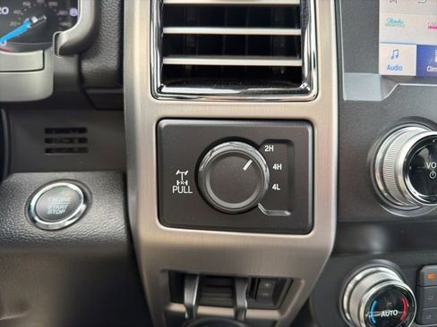 Certified 2021 Ford F350 Platinum image 41