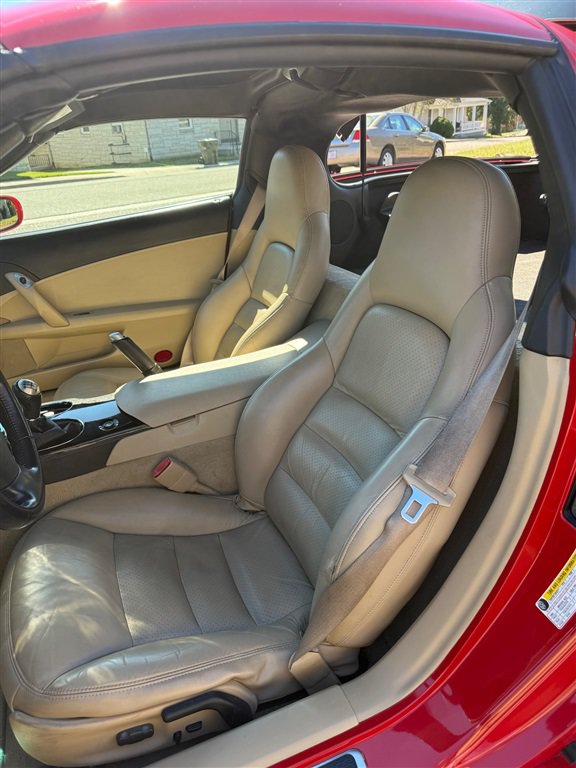 Used 2008 Chevrolet Corvette Coupe w/ Preferred Equipment Group RWD image 13