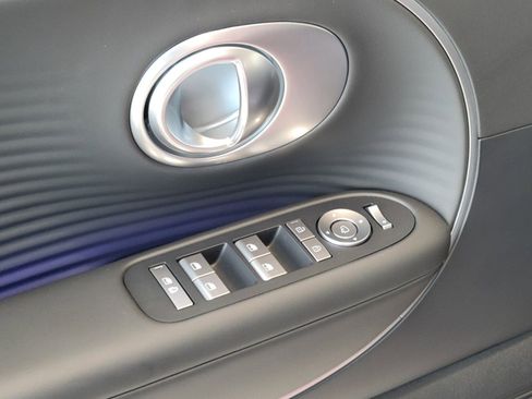 New 2026 Hyundai Ioniq 9 SEL image 8
