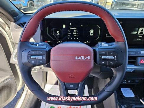 New 2025 Kia K4 GT-Line image 13