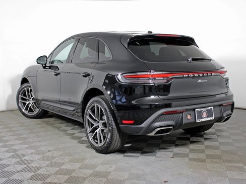 New 2026 Porsche Macan image 3
