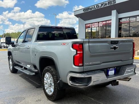 Used 2024 Chevrolet Silverado 2500 LTZ w/ LTZ Plus Package AWD/4WD image 6