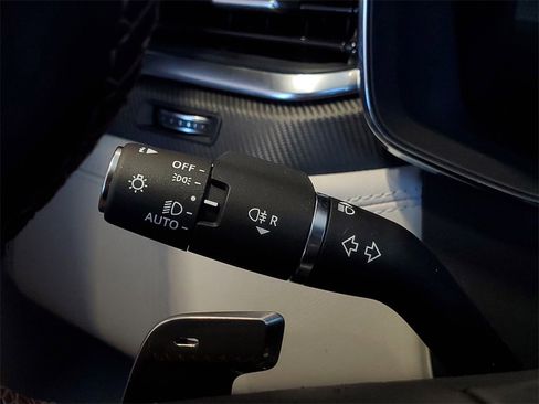 New 2026 Jaguar F-PACE SVR image 15