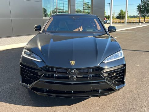 Used 2025 Lamborghini Urus SE AWD/4WD image 3