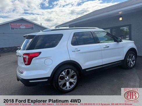 Used 2018 Ford Explorer Platinum AWD/4WD image 3