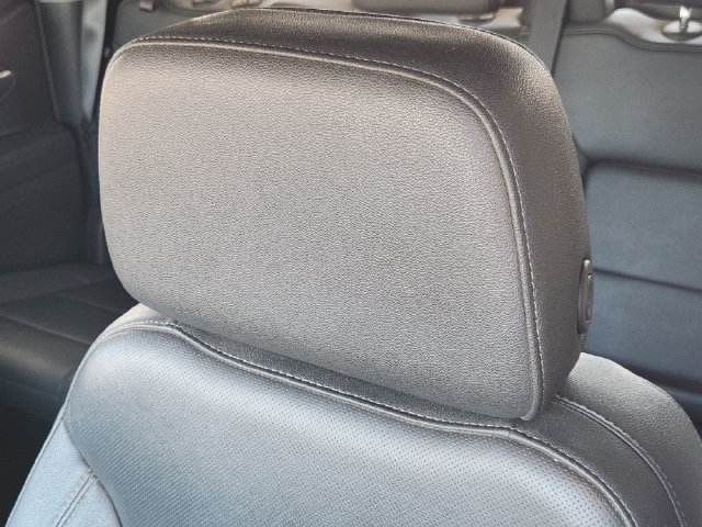 Used 2025 GMC Sierra 1500 SLT AWD/4WD image 24