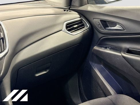 Used 2019 Chevrolet Equinox LT w/ Sun & Navigation Package AWD/4WD image 26