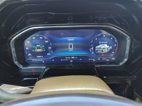 Used 2025 Chevrolet Silverado 1500 LTZ w/ LTZ Premium Texas Edition AWD/4WD image 38