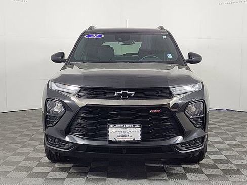 Used 2021 Chevrolet TrailBlazer RS w/ Technology Package image 2