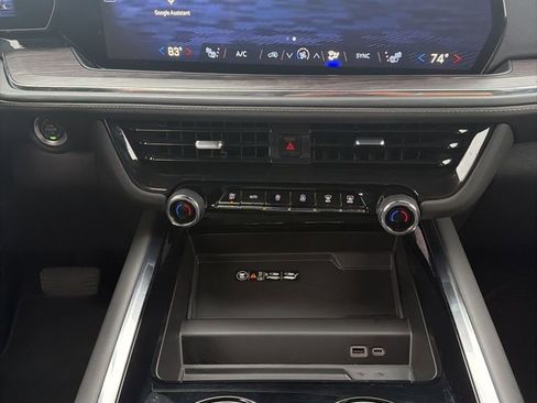 Used 2025 Chevrolet Tahoe LT RWD image 25