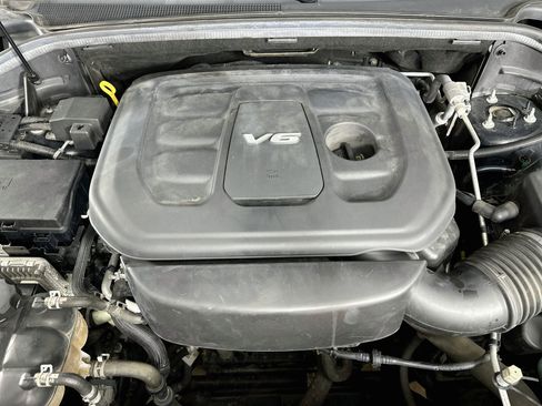 Used 2018 Jeep Grand Cherokee Altitude AWD/4WD image 35
