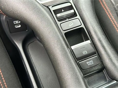 Used 2025 Honda HR-V Sport image 18