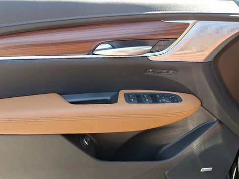 New 2025 Cadillac XT5 Premium Luxury image 8