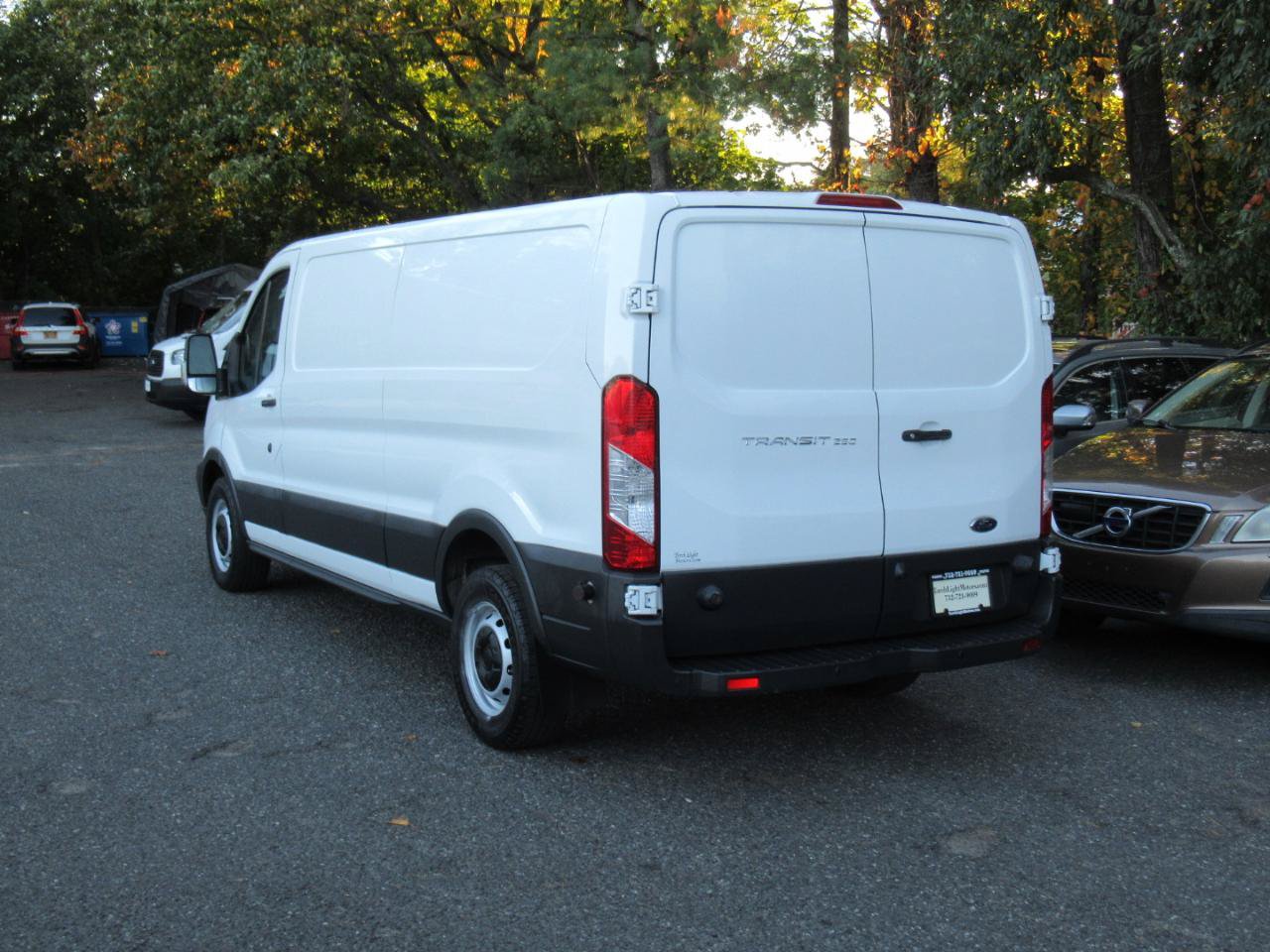 Used 2018 Ford Transit 250 148 Low Roof RWD image 4