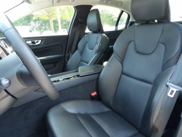 Certified 2025 Volvo S60 B5 Core FWD image 11