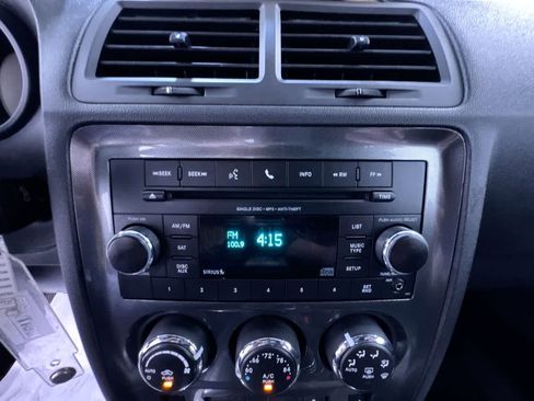 Used 2014 Dodge Challenger SXT Plus RWD image 23