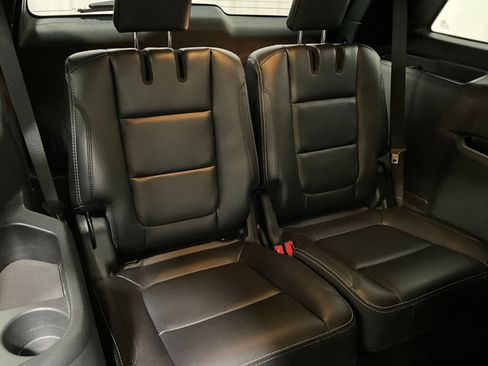 Used 2019 Ford Explorer Limited FWD image 26