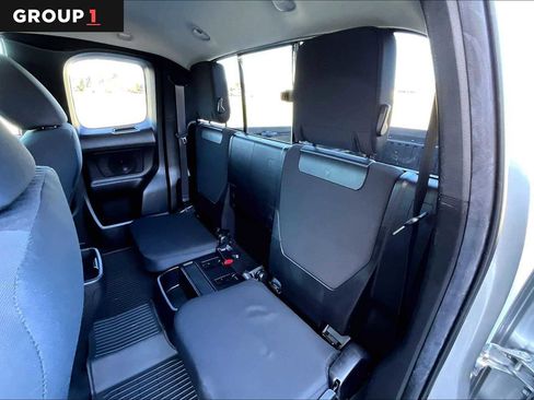 Certified 2023 Toyota Tacoma SR5 AWD/4WD image 21