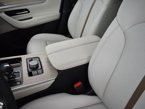 New 2026 MAZDA CX-90 Plug-In Hybrid w/ Premium Plus image 13