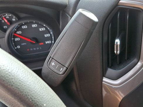 Used 2020 Chevrolet Silverado 1500 Custom w/ Custom Value Package image 13