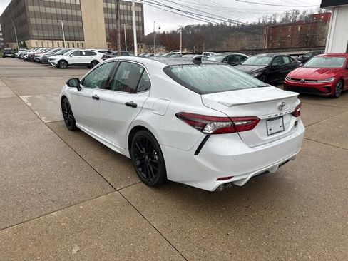 Used 2024 Toyota Camry XSE image 3