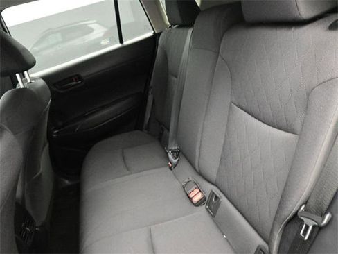 Certified 2024 Toyota Corolla Cross LE image 12