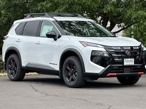 New 2026 Nissan Rogue SV AWD/4WD image 9