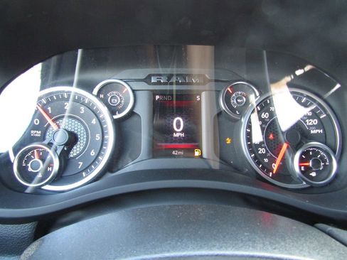 New 2026 RAM 2500 Tradesman image 22