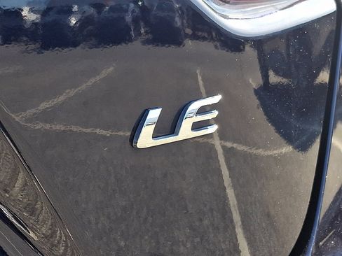 Used 2024 Toyota Corolla LE FWD image 30