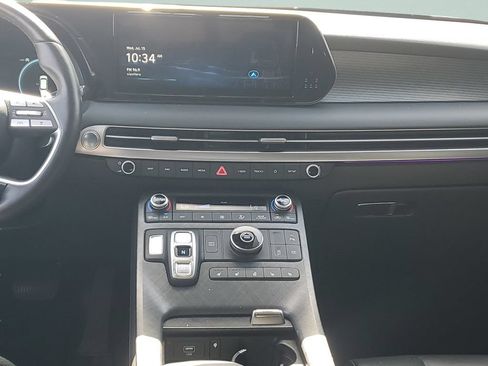 Used 2024 Hyundai Palisade Limited FWD image 15