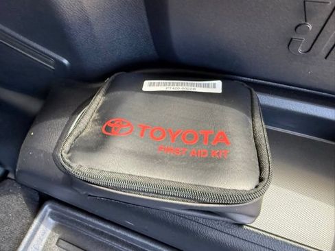Used 2023 Toyota 4Runner Limited AWD/4WD image 69