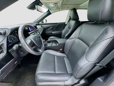 Used 2023 Lexus ES 300h w/ Premium Package image 12