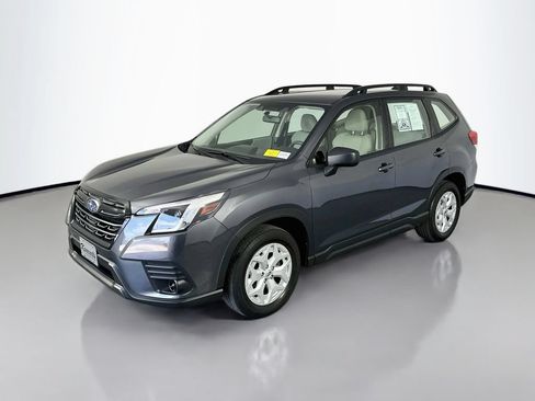 Used 2022 Subaru Forester AWD/4WD image 3