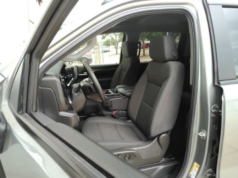Used 2026 Chevrolet Silverado 1500 LT RWD image 11