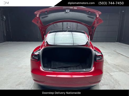 Used 2018 Tesla Model 3 Performance image 38