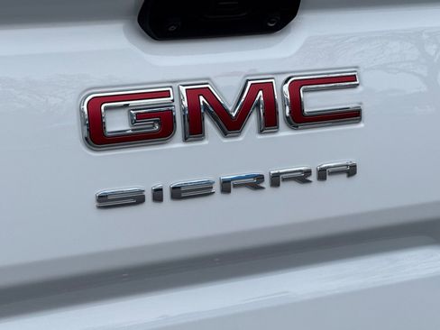 Certified 2024 GMC Sierra 1500 Pro w/ Graphite Edition image 31