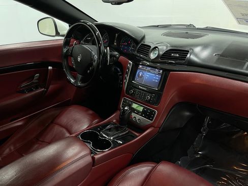 Used 2017 Maserati GranTurismo Convertible image 16