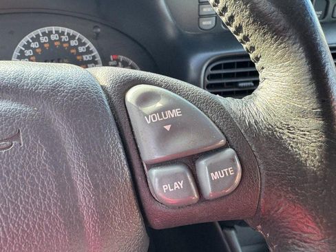 Used 1998 Pontiac Grand Prix GT w/ Opt Pkg FWD image 17