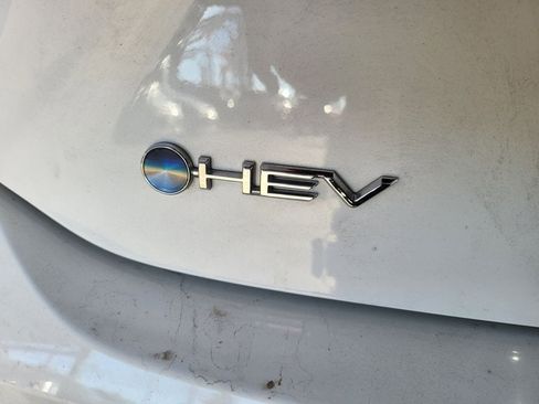 Used 2025 Toyota Camry LE image 10