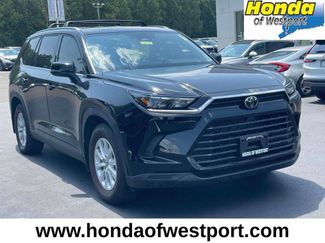 Used 2024 Toyota Grand Highlander AWD video 1