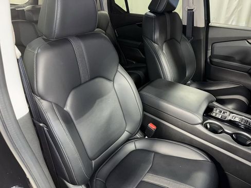 Certified 2023 Honda Pilot Touring image 34