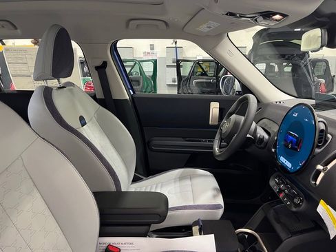 Certified 2025 MINI Cooper Countryman S image 29